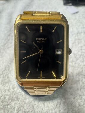 Pulsar Gold-Tone Watch with Black Dial and Bracelet